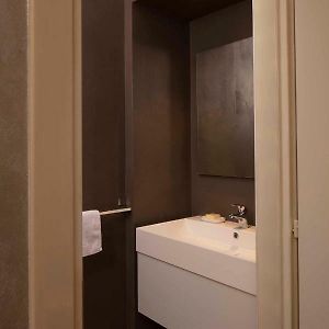 Superior King Suite